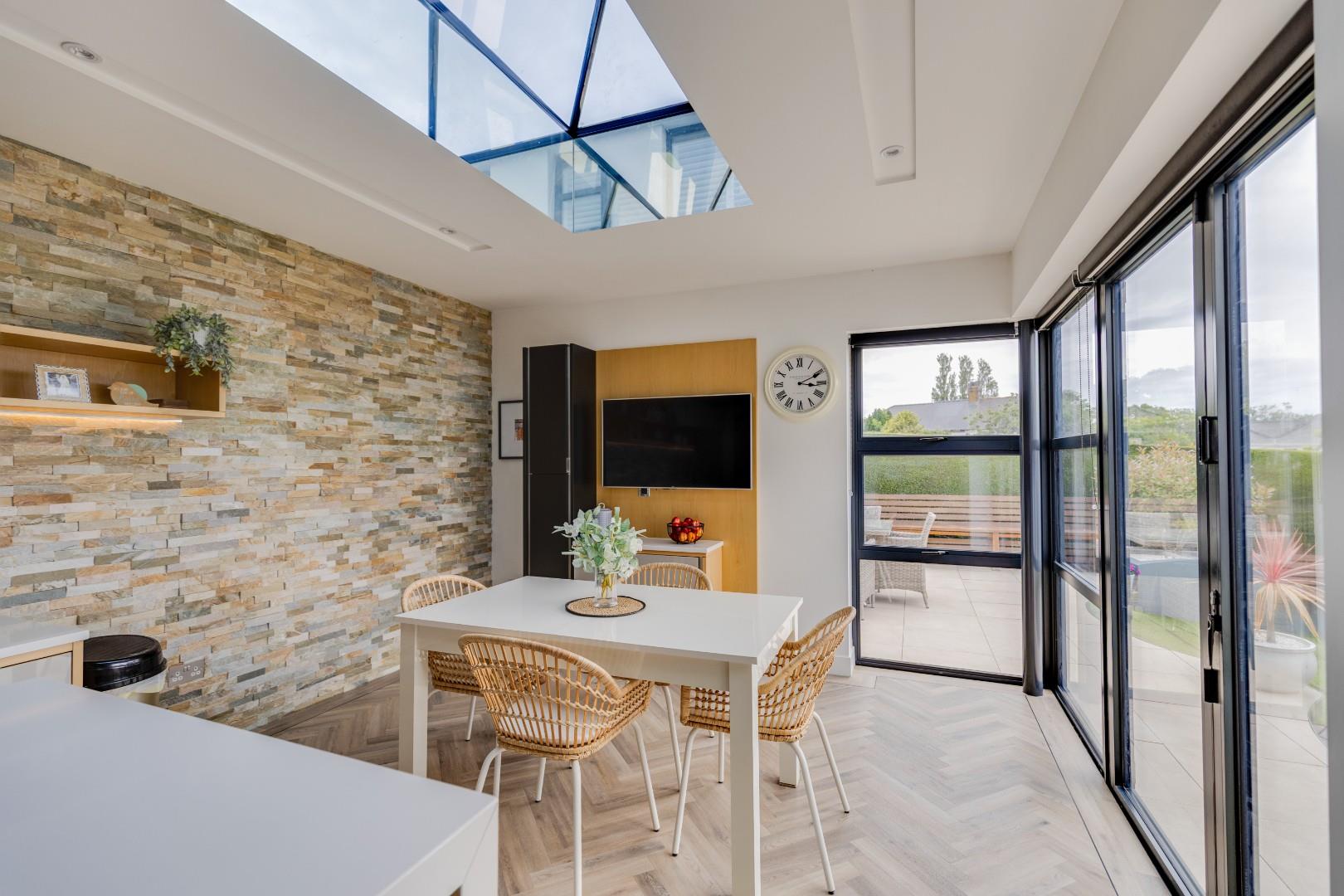 8 Heol-Y-Bryn, Barry, CF62 6SY